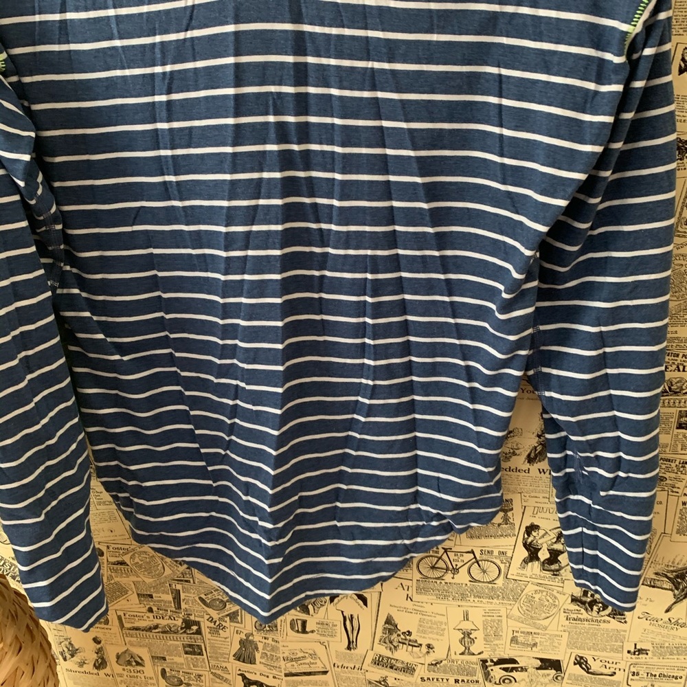 Lululemon striped long sleeve blue top white SZ 4 - Picture 3 of 9